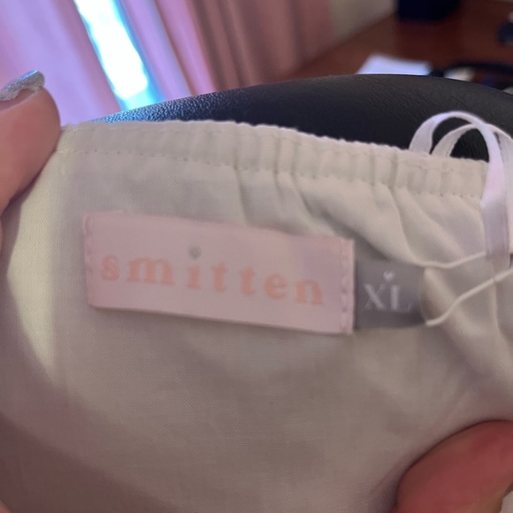 Mini dress with Puff sleeves - Picture 7 of 8